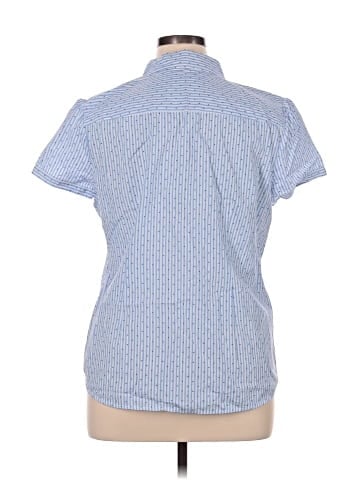 Croft & Barrow Short Sleeve Button-Down Shirt (view 2)