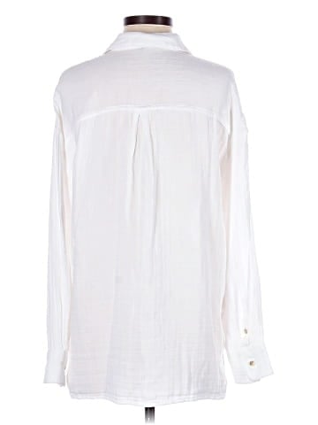Old Navy Long Sleeve Button-Down Shirt (view 2)