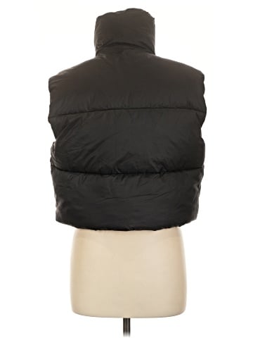 Fuinloth Vest (view 2)