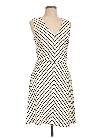 Banana Republic Cocktail Dress (view 1)