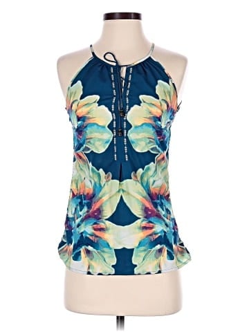 a.n.a. A New Approach Sleeveless Blouse (view 1)