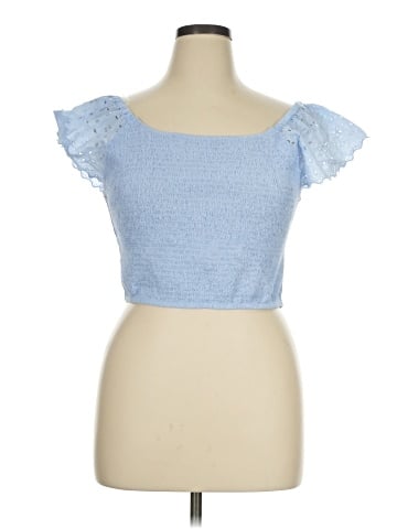 Universal Thread Short Sleeve Top (view 1)