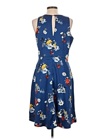 Banana Republic Factory Store Casual Dress (view 2)