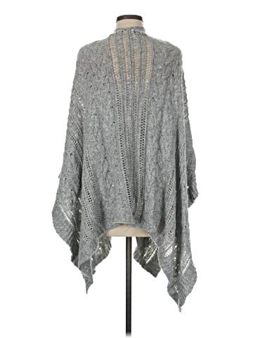 Soma Poncho (view 2)
