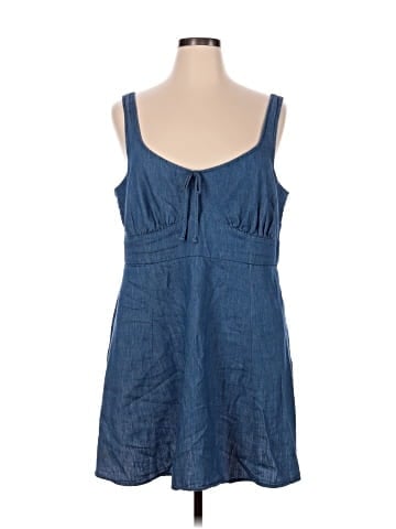 Old Navy Casual Dress (view 1)