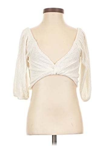 Urban Outfitters 3/4 Sleeve T-Shirt (view 1)