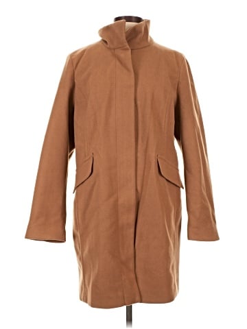 Nine West Coat (view 1)