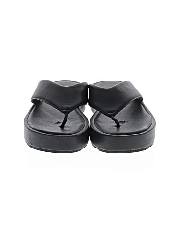 Wild Fable Flip Flops (view 2)