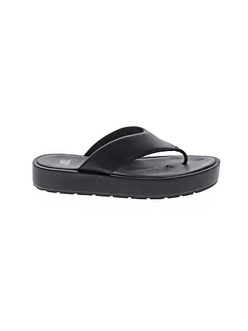 Wild Fable Flip Flops (view 1)