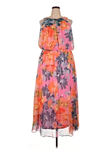 Signature by Robbie Bee Casual Dress (view 1)