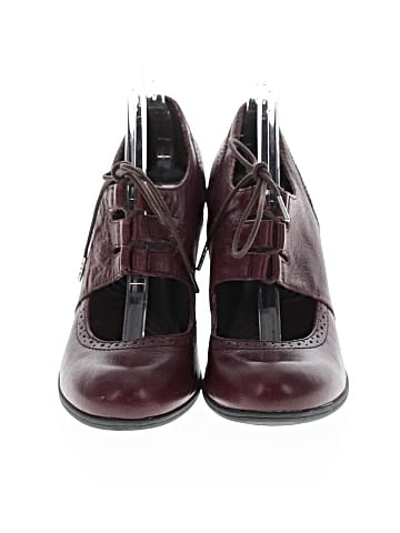 Born Heels (view 2)