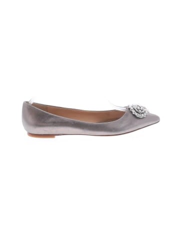 Badgley Mischka Flats (view 1)