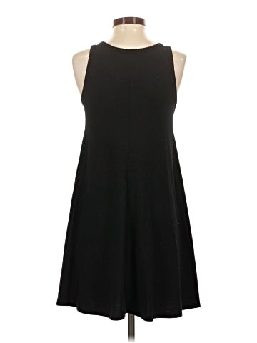 Old Navy Casual Dress (view 2)