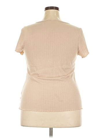 Torrid Short Sleeve T-Shirt (view 2)