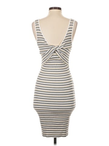 Abercrombie & Fitch Casual Dress (view 2)