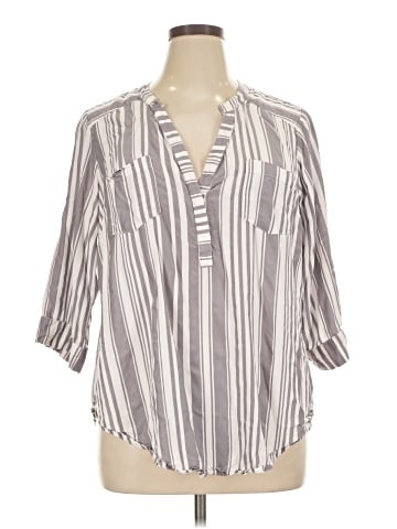 Torrid 3/4 Sleeve Button-Down Shirt (view 1)