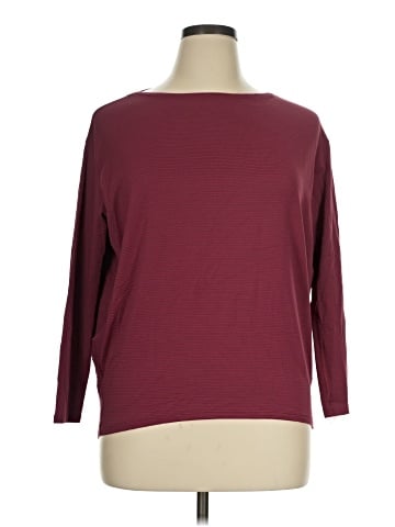 Lululemon Athletica 3/4 Sleeve T-Shirt (view 1)