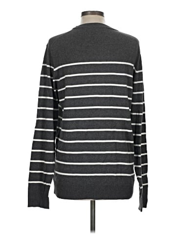 Old Navy Pullover Sweater (view 2)