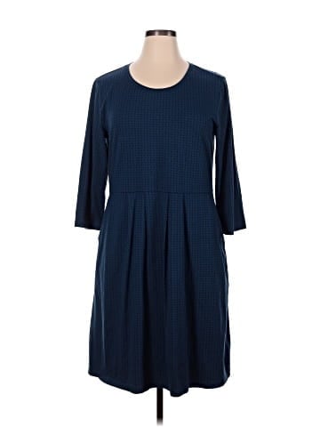 North Style Casual Dress (view 1)