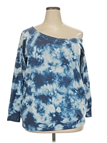 Torrid 3/4 Sleeve T-Shirt (view 1)