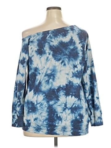 Torrid 3/4 Sleeve T-Shirt (view 2)
