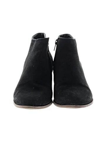 Amazon Essentials Ankle Boots (view 2)