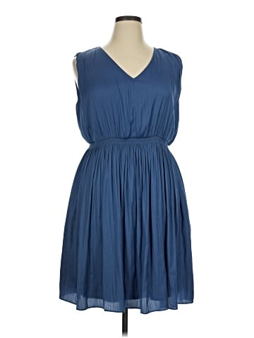 Simply Vera Vera Wang Casual Dress (view 1)