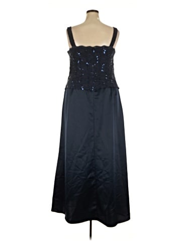 Alex Evenings Cocktail Dress (view 2)
