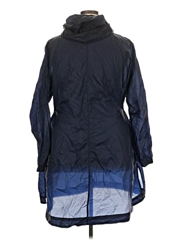 Fabletics Raincoat (view 2)