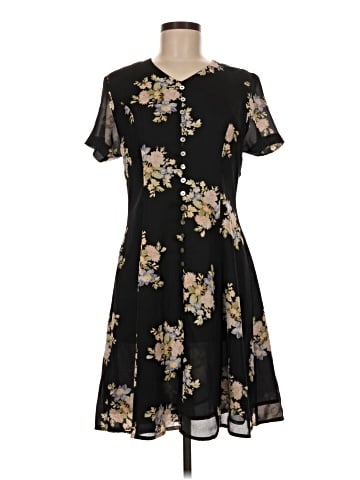 Amanda Smith Casual Dress (view 1)