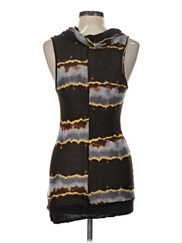 Cherish Sleeveless Top (view 2)