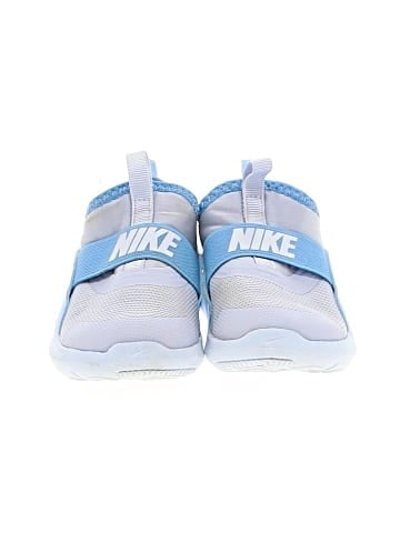 Nike Sneakers (view 2)
