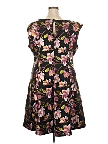 Avenue Cocktail Dress (view 2)