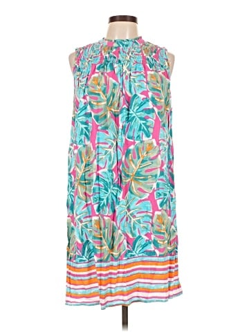 Crown & Ivy Casual Dress (view 1)