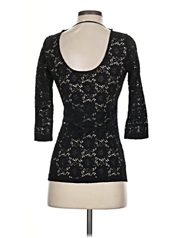 Pins and Needles 3/4 Sleeve Top (view 2)