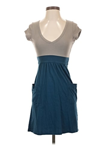 Old Navy Casual Dress (view 1)