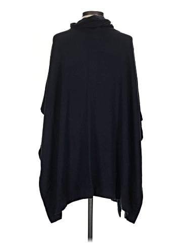 Lou & Grey Poncho (view 2)