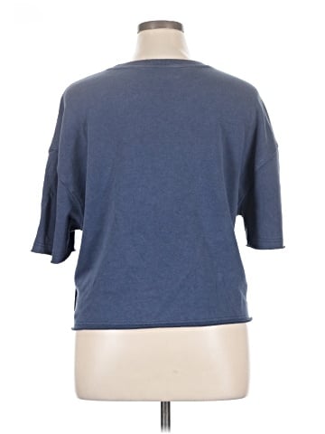 Yogalicious Short Sleeve Top (view 2)