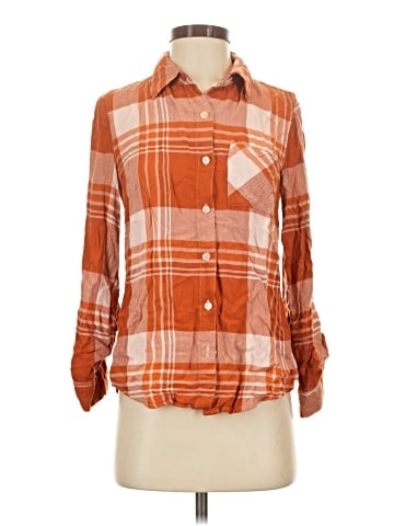 Charlotte Russe Long Sleeve Button-Down Shirt (view 1)