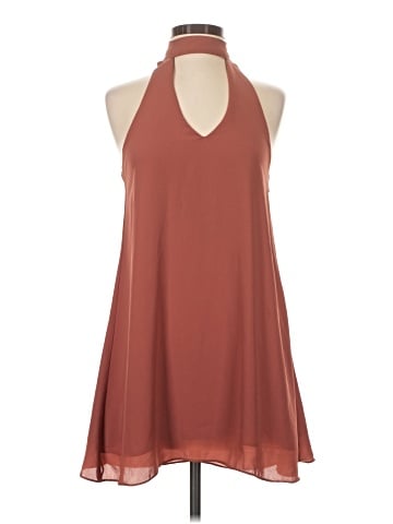 Lulus Sleeveless Blouse (view 1)