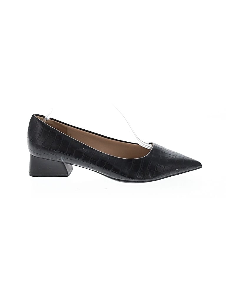 Pre-owned Dream Pairs Heels In Black