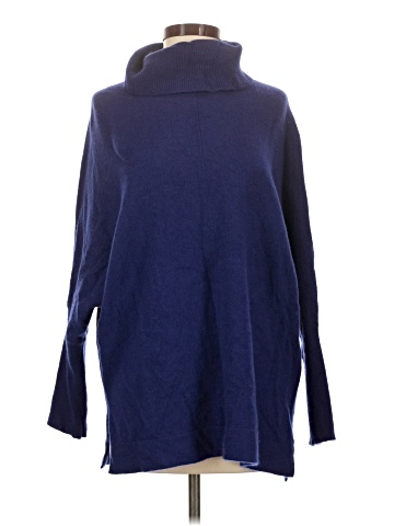 Neiman Marcus Cashmere Pullover Sweater (view 1)