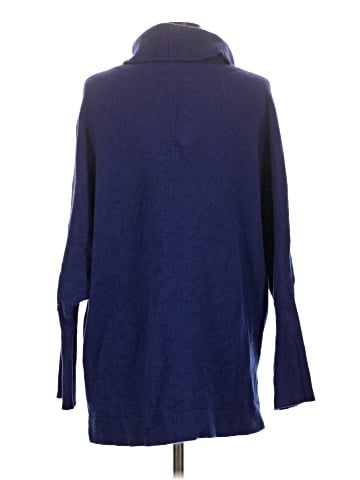 Neiman Marcus Cashmere Pullover Sweater (view 2)