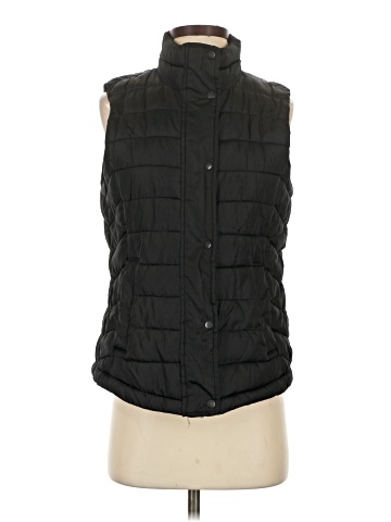 Gap Outlet Vest (view 1)