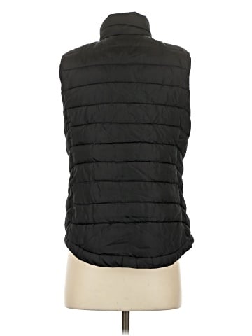 Gap Outlet Vest (view 2)