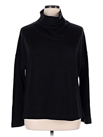 Lululemon Athletica Long Sleeve Turtleneck (view 1)