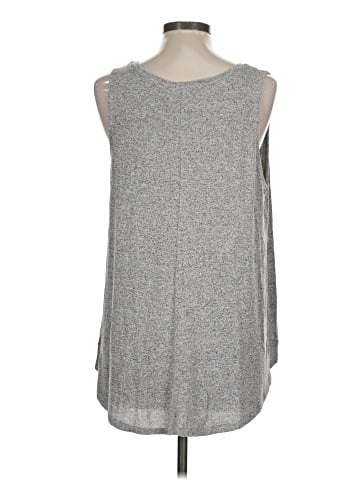 Old Navy Sleeveless T-Shirt (view 2)