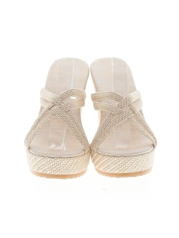 Unbranded Wedges (view 2)