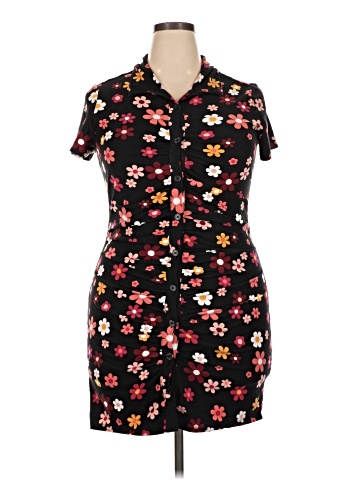 No Boundaries Casual Dress (view 1)