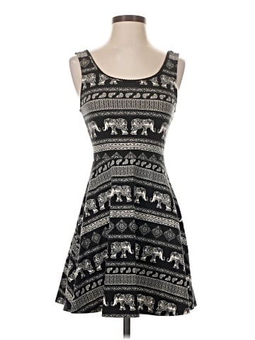 Forever 21 Casual Dress (view 1)